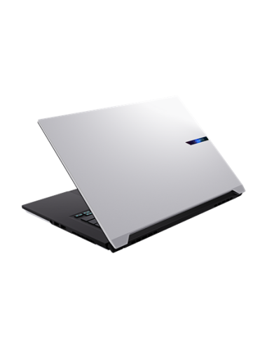 Gigabyte AERO X16 1VH 16" WQXGA 165Hz nešiojamas kompiuteris – baltas dangtis iš galo kampu