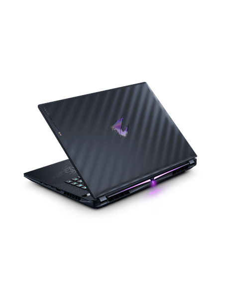 AORUS MASTER 18 BZH Thunderbolt 5 HDMI 2.1 jungtys