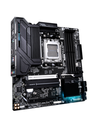 Gigabyte B850M GAMING X WIFI6E AM5 pagrindinė plokštė – vaizdas kampu