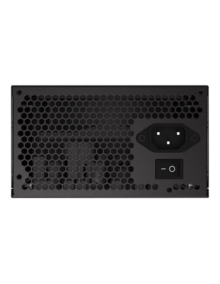Gigabyte P450B maitinimo blokas – galinė pusė su maitinimo lizdu