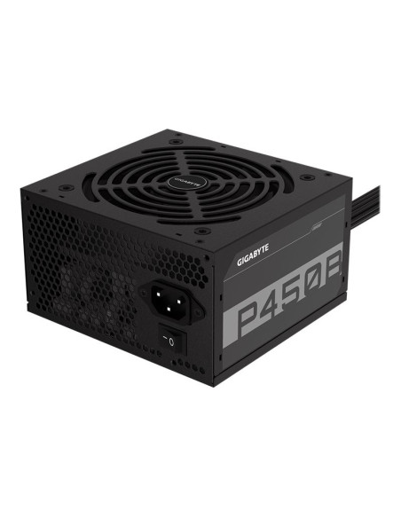 Gigabyte P450B maitinimo blokas – ventiliatoriaus pusė kampu (3)
