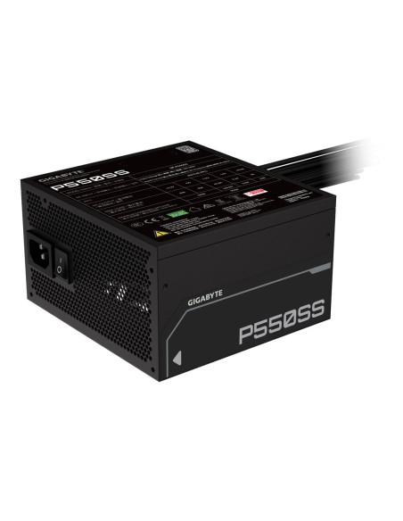 Gigabyte P550SS maitinimo blokas – vaizdas kampu