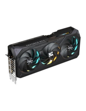 Gigabyte RTX 5090 GAMING OC 32G GDDR7 vaizdo plokštė – vaizdas kampu