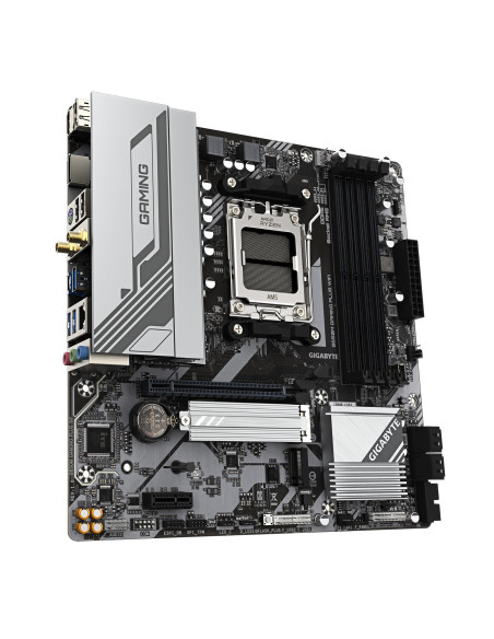 GIGABYTE B650M GAMING PLUS WF pagrindinė plokštė – plokštės vaizdas kampu