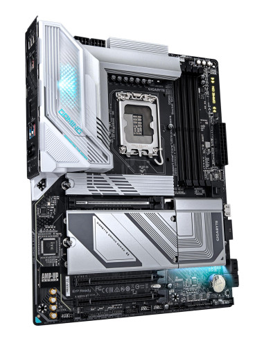 GIGABYTE Z890 GAMING X WIFI7 pagrindinė plokštė – plokštės vaizdas kampu