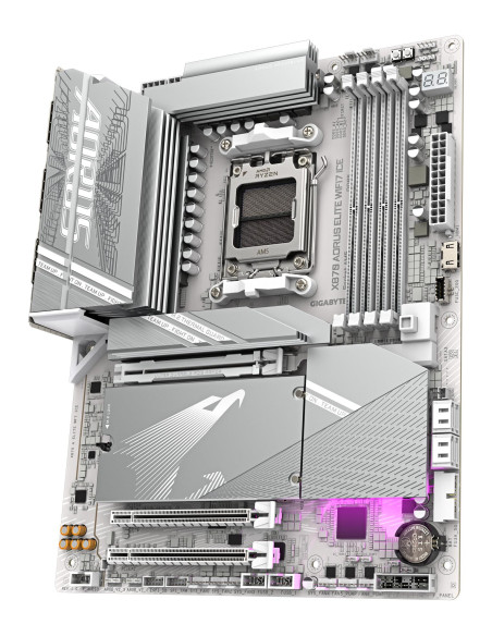 GIGABYTE X870 AORUS ELITE WIFI7 ICE pagrindinė plokštė – plokštės vaizdas iš dešinės