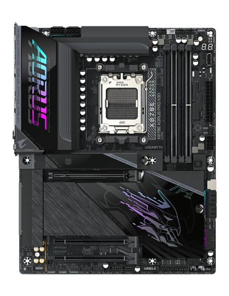 GIGABYTE X870E AORUS PRO X pagrindinė plokštė – vaizdas iš viršaus